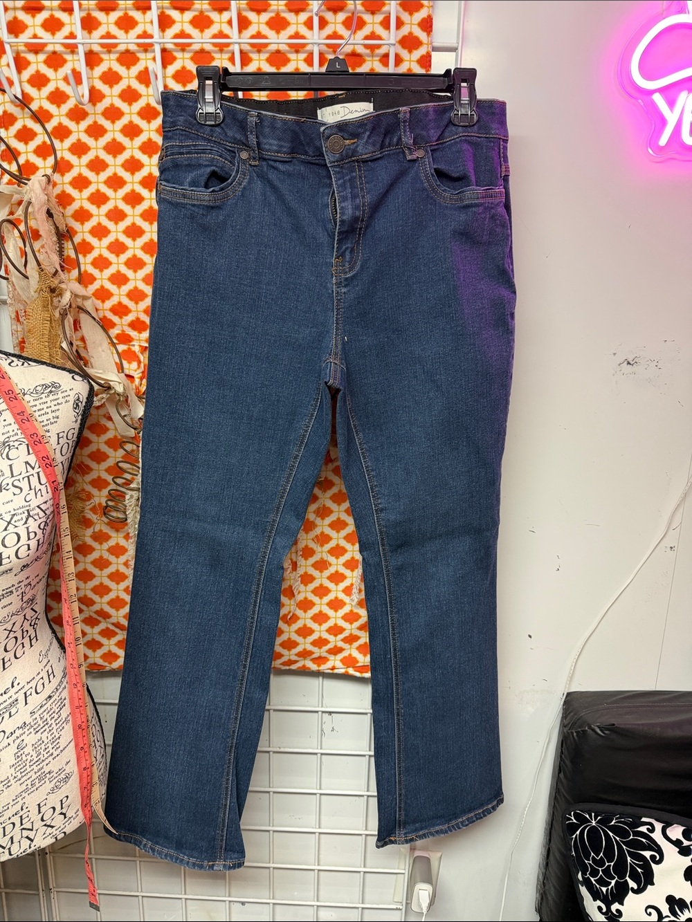 EST. 1946 Denim Dark Blue Jeans